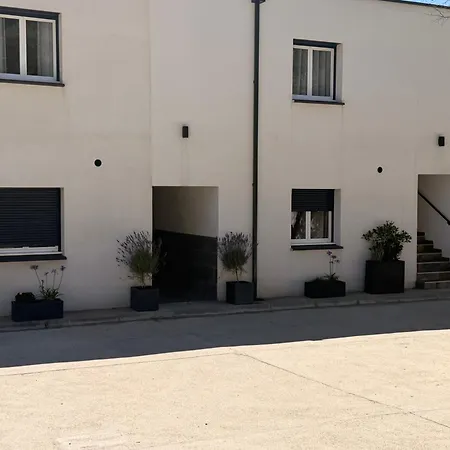 아파트 Les Jardins De Saint Pancrace *